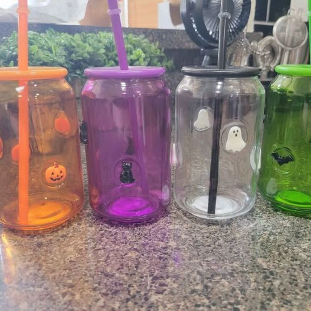 Set of 4 halloween icon glasses with straws